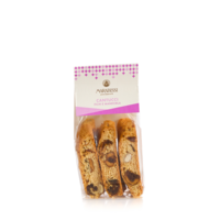 Cantucci with dried figs and almonds