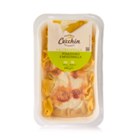 Crespelle con pomodoro e mozzarella