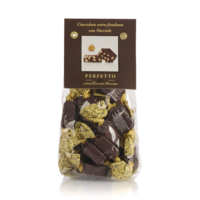 Extra dark chocolate pralines with hazelnuts
