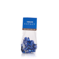 Praline di cioccolato fondente extra ripiene di crema al cacao e nocciole