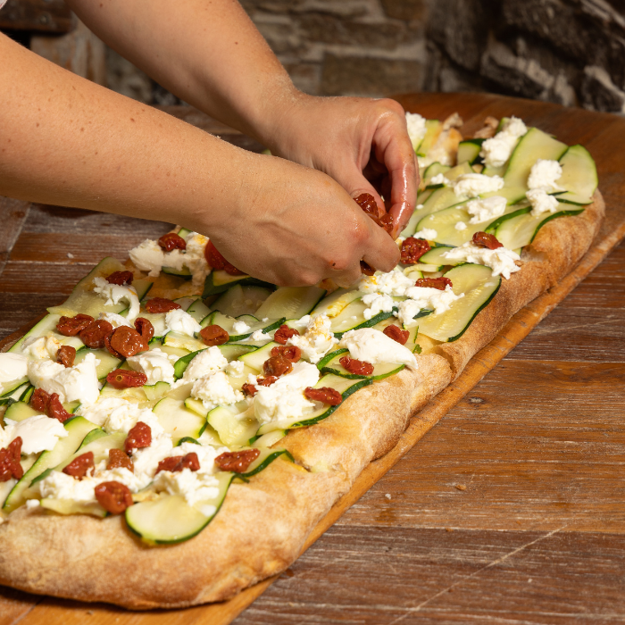 LA PIZZA FATTA IN CASA