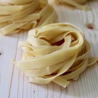 LA PASTA FRESCA: TAGLIATELLE E FARFALLE | IN CUCINA CON BASTACHESIAPASTA