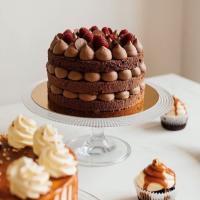 NAKED CAKE